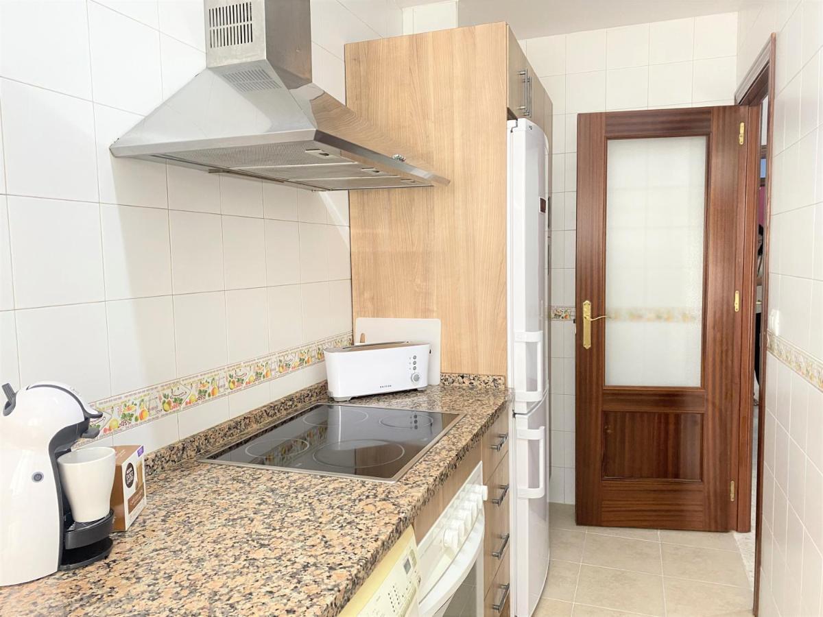 Apartamento Entero A 10 Minutos En Coche De Sevilla Centro Камас Экстерьер фото